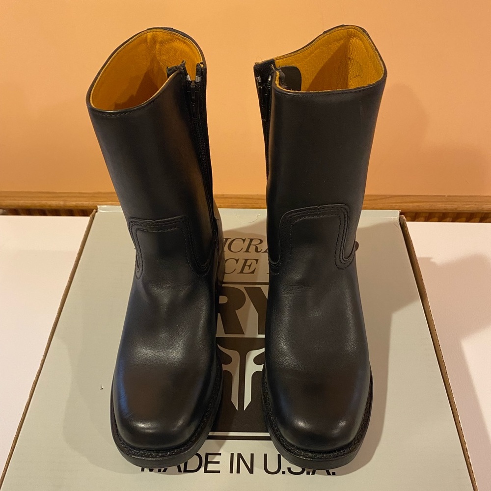 Frye Black boots size 8 style 77235-1